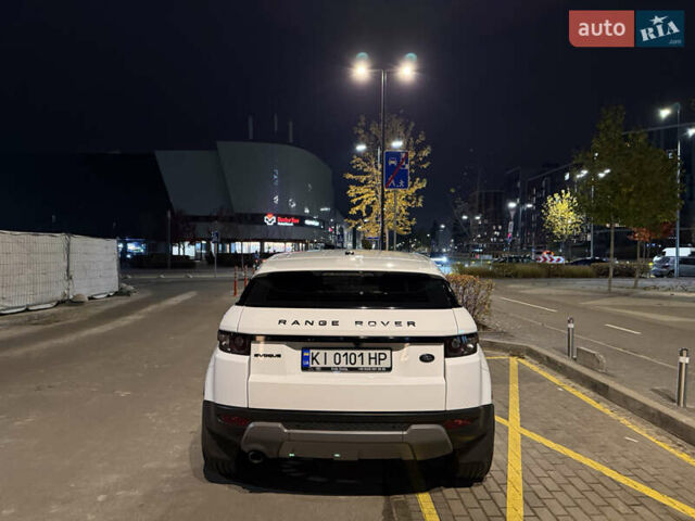 Білий Ленд Ровер Рендж Ровер Евок, об'ємом двигуна 2.18 л та пробігом 135 тис. км за 19900 $, фото 16 на Automoto.ua
