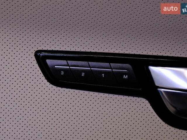 Белый Ленд Ровер Рендж Ровер Эвок, объемом двигателя 2.18 л и пробегом 180 тыс. км за 14900 $, фото 19 на Automoto.ua