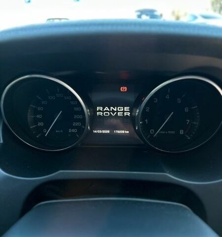 Белый Ленд Ровер Рендж Ровер Эвок, объемом двигателя 2 л и пробегом 179 тыс. км за 12700 $, фото 35 на Automoto.ua