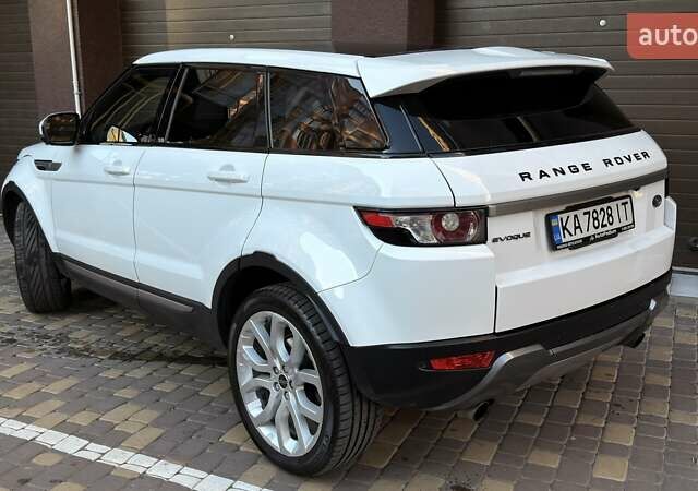 Белый Ленд Ровер Рендж Ровер Эвок, объемом двигателя 2 л и пробегом 142 тыс. км за 13750 $, фото 31 на Automoto.ua