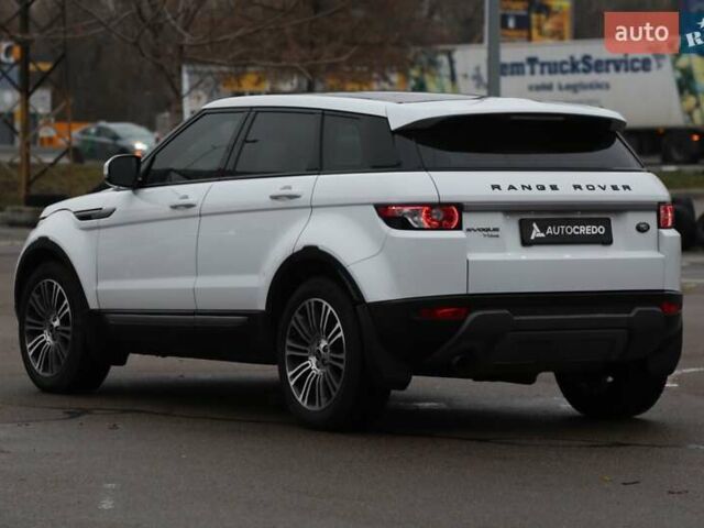 Белый Ленд Ровер Рендж Ровер Эвок, объемом двигателя 2.18 л и пробегом 202 тыс. км за 18000 $, фото 4 на Automoto.ua