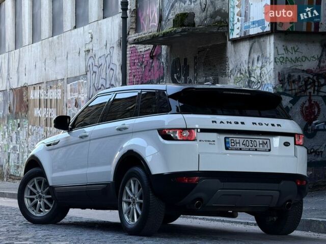 Белый Ленд Ровер Рендж Ровер Эвок, объемом двигателя 2 л и пробегом 168 тыс. км за 17400 $, фото 24 на Automoto.ua