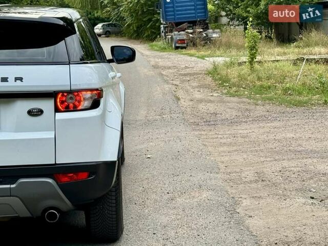 Білий Ленд Ровер Рендж Ровер Евок, об'ємом двигуна 2 л та пробігом 168 тис. км за 17999 $, фото 3 на Automoto.ua