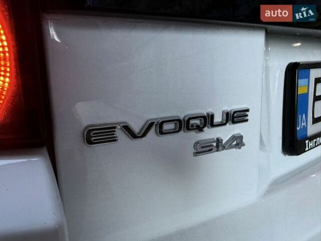 Белый Ленд Ровер Рендж Ровер Эвок, объемом двигателя 2 л и пробегом 168 тыс. км за 17400 $, фото 26 на Automoto.ua
