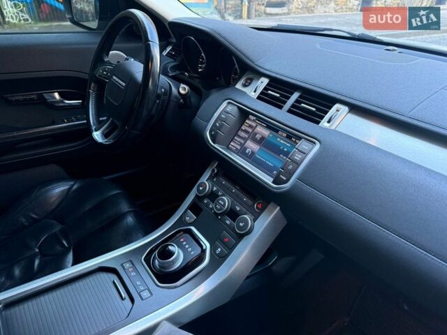 Белый Ленд Ровер Рендж Ровер Эвок, объемом двигателя 2 л и пробегом 168 тыс. км за 17400 $, фото 58 на Automoto.ua