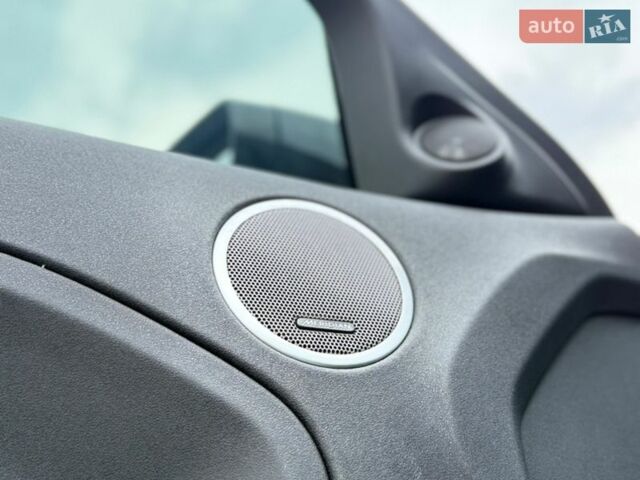 Білий Ленд Ровер Рендж Ровер Евок, об'ємом двигуна 2 л та пробігом 179 тис. км за 12500 $, фото 43 на Automoto.ua