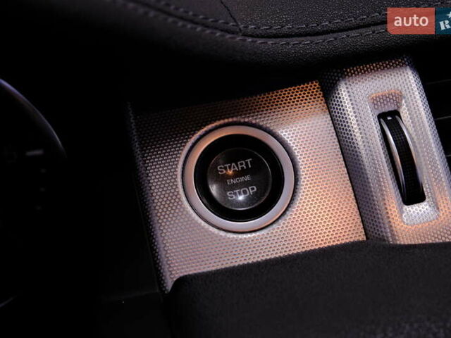 Белый Ленд Ровер Рендж Ровер Эвок, объемом двигателя 2.18 л и пробегом 180 тыс. км за 14900 $, фото 28 на Automoto.ua