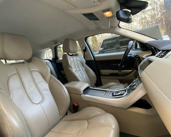 Ленд Ровер Рендж Ровер Эвок 2012 в Киеве на Automoto.ua Белый Ленд Ровер Рендж Ровер Эвок, объемом двигателя 2.18 л и пробегом 215 тыс. км за 19999 $, фото 71 на Automoto.ua