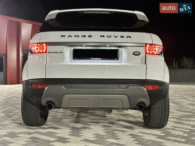 Белый Ленд Ровер Рендж Ровер Эвок, объемом двигателя 2 л и пробегом 320 тыс. км за 12950 $, фото 12 на Automoto.ua