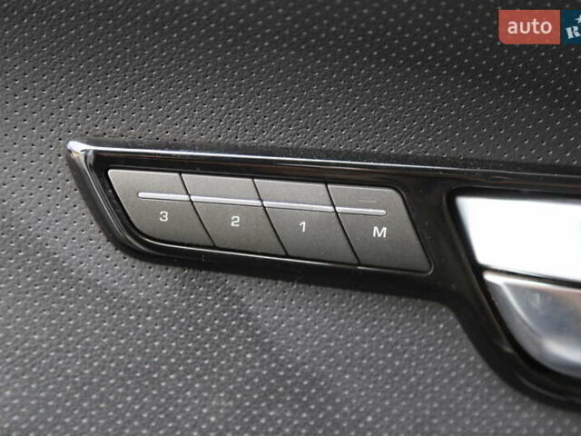 Белый Ленд Ровер Рендж Ровер Эвок, объемом двигателя 2.18 л и пробегом 176 тыс. км за 19500 $, фото 22 на Automoto.ua