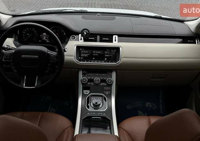 Білий Ленд Ровер Рендж Ровер Евок, об'ємом двигуна 2 л та пробігом 231 тис. км за 16990 $, фото 61 на Automoto.ua