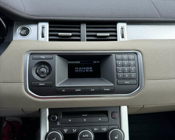 Белый Ленд Ровер Рендж Ровер Эвок, объемом двигателя 2.18 л и пробегом 247 тыс. км за 15300 $, фото 24 на Automoto.ua