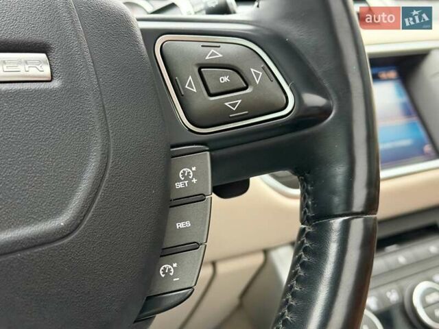 Білий Ленд Ровер Рендж Ровер Евок, об'ємом двигуна 2 л та пробігом 125 тис. км за 14800 $, фото 50 на Automoto.ua