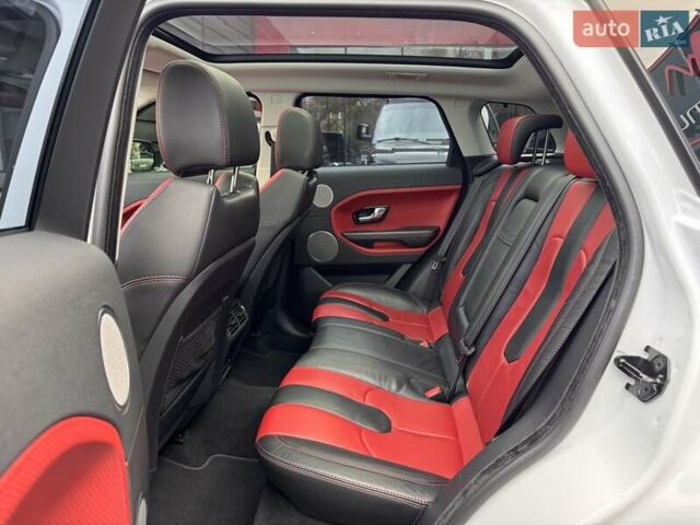 Белый Ленд Ровер Рендж Ровер Эвок, объемом двигателя 2 л и пробегом 63 тыс. км за 18900 $, фото 11 на Automoto.ua