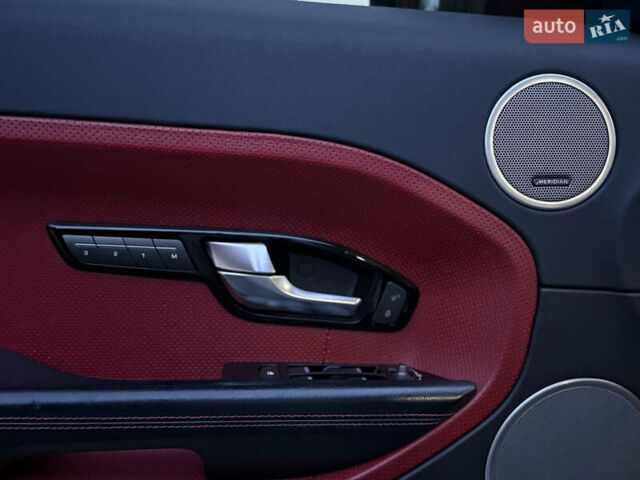 Белый Ленд Ровер Рендж Ровер Эвок, объемом двигателя 2.18 л и пробегом 193 тыс. км за 19500 $, фото 9 на Automoto.ua