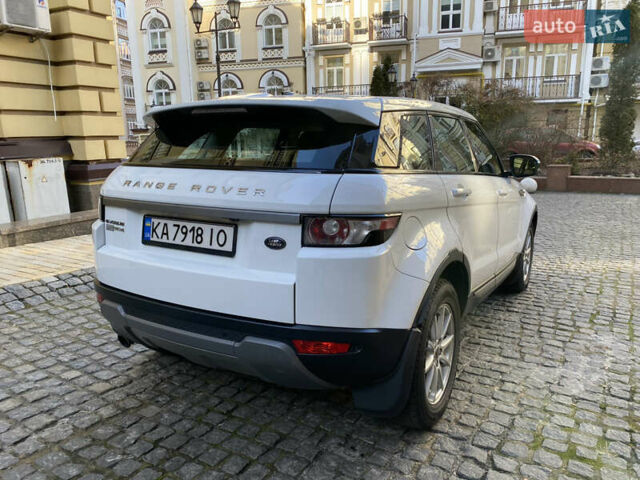 Ленд Ровер Рендж Ровер Эвок 2012 в Киеве на Automoto.ua Белый Ленд Ровер Рендж Ровер Эвок, объемом двигателя 2.18 л и пробегом 215 тыс. км за 19999 $, фото 29 на Automoto.ua
