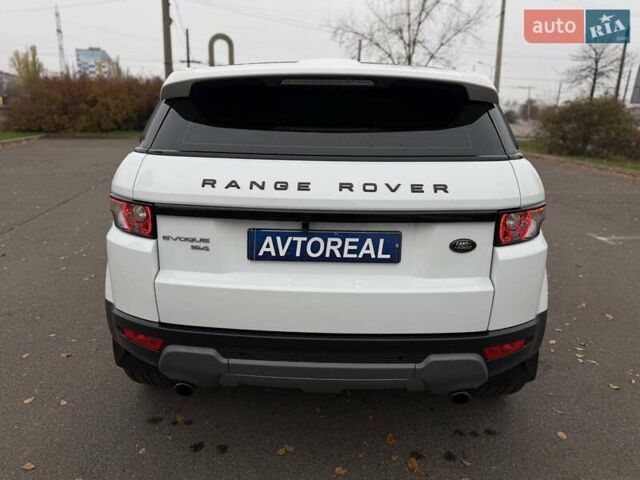 Білий Ленд Ровер Рендж Ровер Евок, об'ємом двигуна 2 л та пробігом 125 тис. км за 14800 $, фото 27 на Automoto.ua