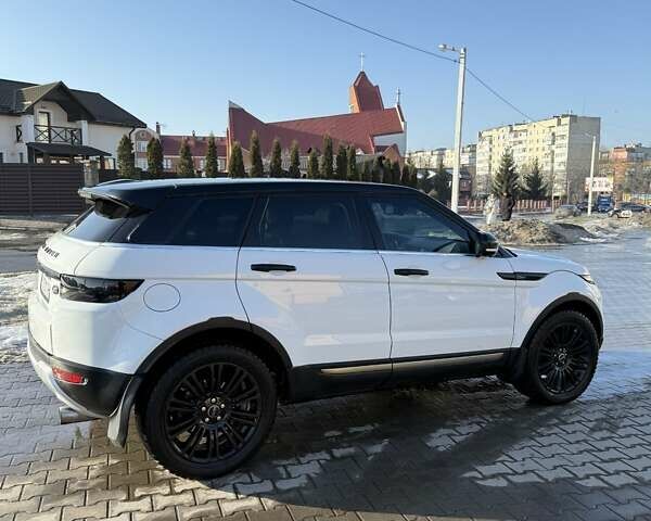 Білий Ленд Ровер Рендж Ровер Евок, об'ємом двигуна 2 л та пробігом 186 тис. км за 16900 $, фото 3 на Automoto.ua