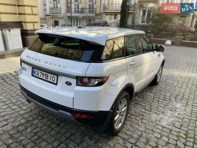 Ленд Ровер Рендж Ровер Эвок 2012 в Киеве на Automoto.ua Белый Ленд Ровер Рендж Ровер Эвок, объемом двигателя 2.18 л и пробегом 215 тыс. км за 19999 $, фото 18 на Automoto.ua