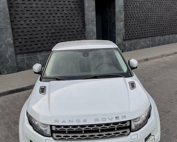 Білий Ленд Ровер Рендж Ровер Евок, об'ємом двигуна 2.18 л та пробігом 190 тис. км за 19200 $, фото 13 на Automoto.ua
