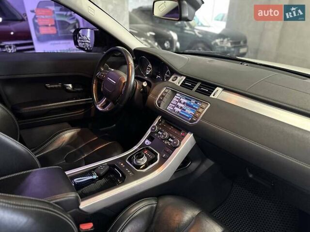 Белый Ленд Ровер Рендж Ровер Эвок, объемом двигателя 2.18 л и пробегом 112 тыс. км за 19999 $, фото 18 на Automoto.ua