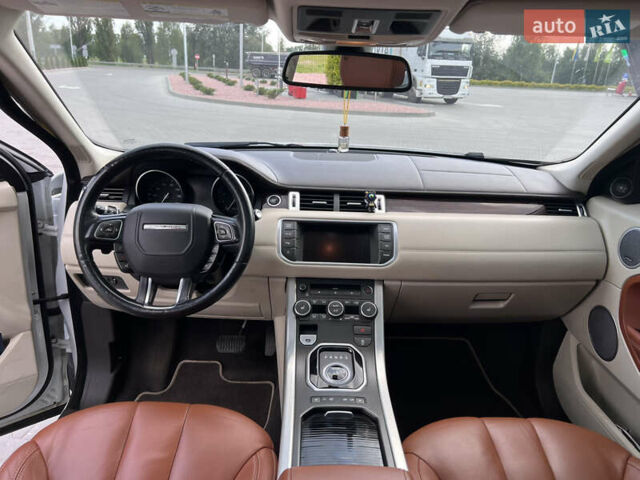 Белый Ленд Ровер Рендж Ровер Эвок, объемом двигателя 2 л и пробегом 233 тыс. км за 15650 $, фото 12 на Automoto.ua
