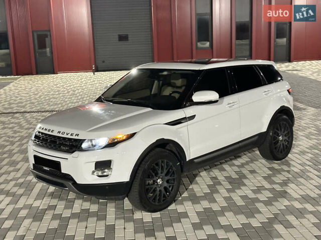 Білий Ленд Ровер Рендж Ровер Евок, об'ємом двигуна 2 л та пробігом 320 тис. км за 14000 $, фото 6 на Automoto.ua