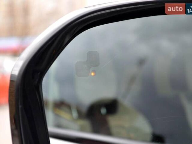 Белый Ленд Ровер Рендж Ровер Эвок, объемом двигателя 2 л и пробегом 175 тыс. км за 14900 $, фото 16 на Automoto.ua