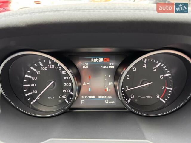 Белый Ленд Ровер Рендж Ровер Эвок, объемом двигателя 2 л и пробегом 63 тыс. км за 18900 $, фото 18 на Automoto.ua