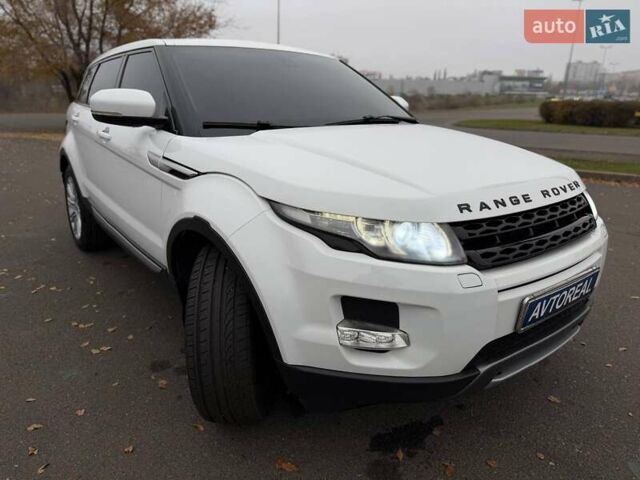 Білий Ленд Ровер Рендж Ровер Евок, об'ємом двигуна 2 л та пробігом 125 тис. км за 14800 $, фото 15 на Automoto.ua