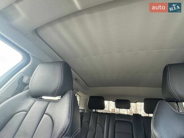 Білий Ленд Ровер Рендж Ровер Евок, об'ємом двигуна 2 л та пробігом 70 тис. км за 21000 $, фото 31 на Automoto.ua