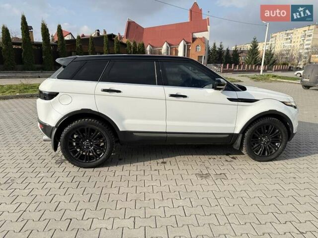 Білий Ленд Ровер Рендж Ровер Евок, об'ємом двигуна 2 л та пробігом 172 тис. км за 18200 $, фото 4 на Automoto.ua