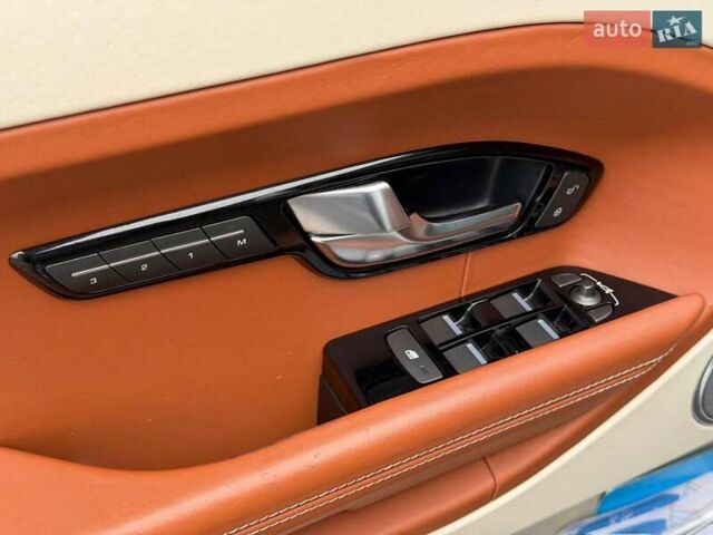 Білий Ленд Ровер Рендж Ровер Евок, об'ємом двигуна 2 л та пробігом 125 тис. км за 14800 $, фото 36 на Automoto.ua