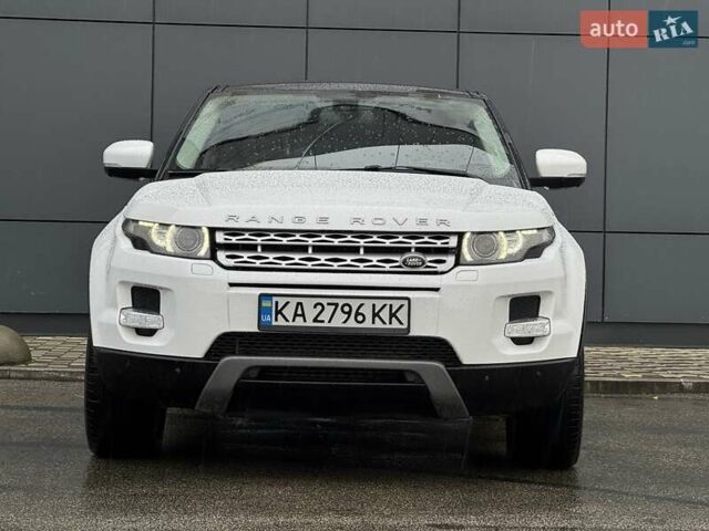 Ленд Ровер Рендж Ровер Эвок 2012 в Киеве на Automoto.ua Белый Ленд Ровер Рендж Ровер Эвок, объемом двигателя 2.18 л и пробегом 127 тыс. км за 19900 $, фото 2 на Automoto.ua
