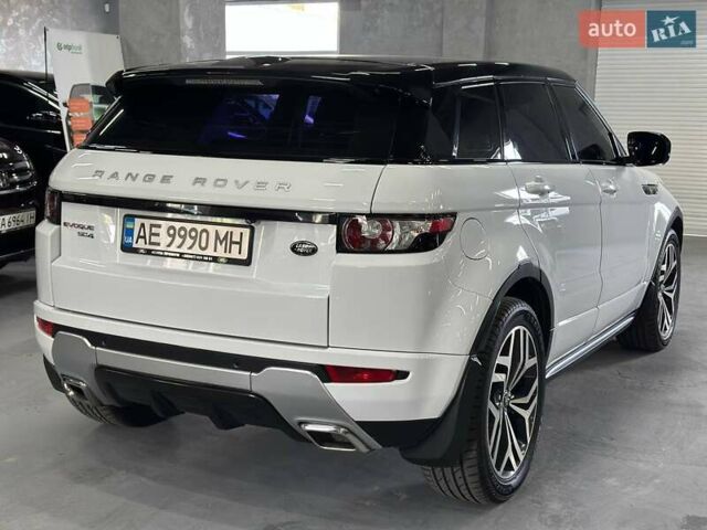 Белый Ленд Ровер Рендж Ровер Эвок, объемом двигателя 2.18 л и пробегом 112 тыс. км за 19999 $, фото 6 на Automoto.ua