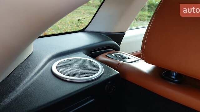 Білий Ленд Ровер Рендж Ровер Евок, об'ємом двигуна 2 л та пробігом 228 тис. км за 13300 $, фото 22 на Automoto.ua