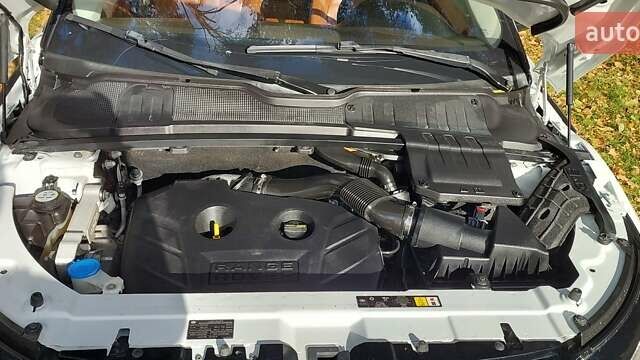 Білий Ленд Ровер Рендж Ровер Евок, об'ємом двигуна 2 л та пробігом 228 тис. км за 13300 $, фото 17 на Automoto.ua