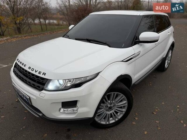 Білий Ленд Ровер Рендж Ровер Евок, об'ємом двигуна 2 л та пробігом 125 тис. км за 14800 $, фото 11 на Automoto.ua