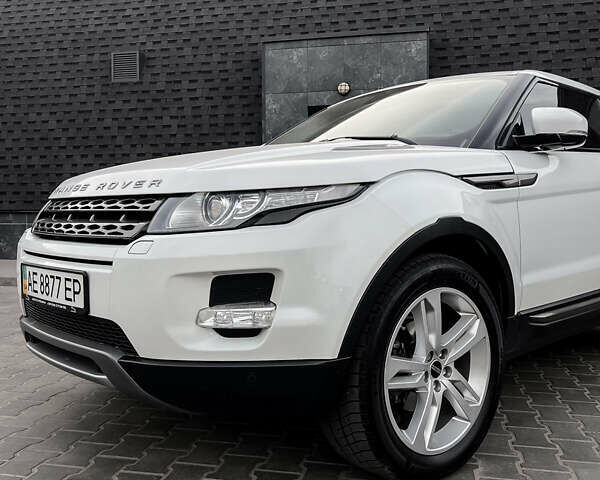 Білий Ленд Ровер Рендж Ровер Евок, об'ємом двигуна 2.18 л та пробігом 190 тис. км за 19200 $, фото 1 на Automoto.ua