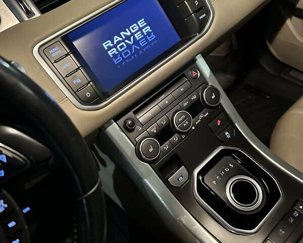 Белый Ленд Ровер Рендж Ровер Эвок, объемом двигателя 2 л и пробегом 200 тыс. км за 15500 $, фото 31 на Automoto.ua