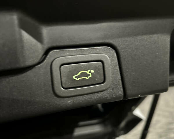 Белый Ленд Ровер Рендж Ровер Эвок, объемом двигателя 2 л и пробегом 200 тыс. км за 15500 $, фото 47 на Automoto.ua