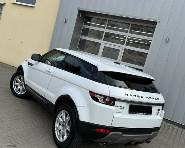 Белый Ленд Ровер Рендж Ровер Эвок, объемом двигателя 2.18 л и пробегом 247 тыс. км за 15300 $, фото 11 на Automoto.ua