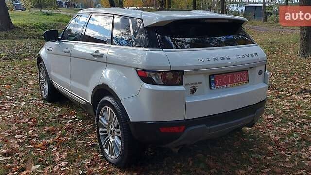 Білий Ленд Ровер Рендж Ровер Евок, об'ємом двигуна 2 л та пробігом 228 тис. км за 13300 $, фото 10 на Automoto.ua