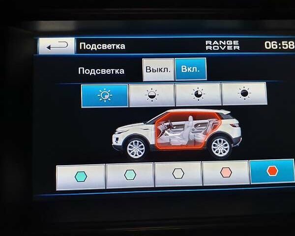 Белый Ленд Ровер Рендж Ровер Эвок, объемом двигателя 2.18 л и пробегом 142 тыс. км за 19000 $, фото 26 на Automoto.ua