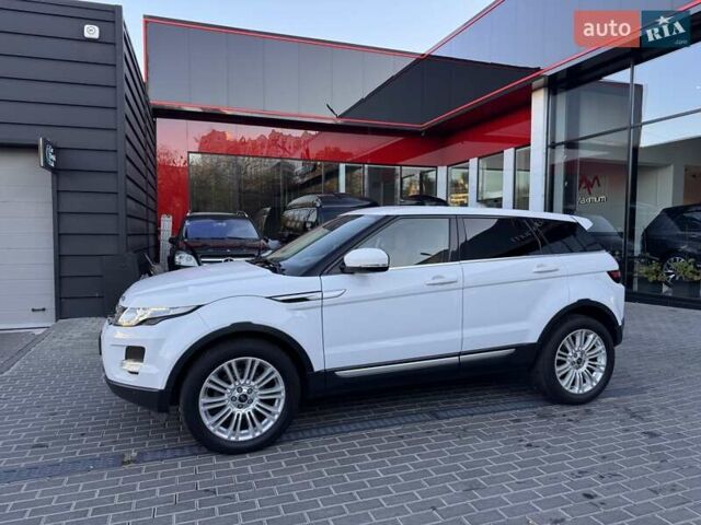 Белый Ленд Ровер Рендж Ровер Эвок, объемом двигателя 2.18 л и пробегом 159 тыс. км за 17900 $, фото 3 на Automoto.ua