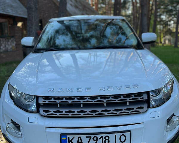 Ленд Ровер Рендж Ровер Эвок 2012 в Киеве на Automoto.ua Белый Ленд Ровер Рендж Ровер Эвок, объемом двигателя 2.18 л и пробегом 215 тыс. км за 19999 $, фото 3 на Automoto.ua