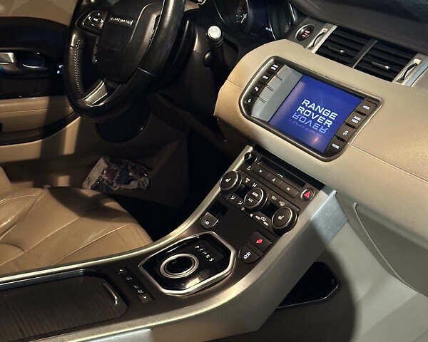 Белый Ленд Ровер Рендж Ровер Эвок, объемом двигателя 2 л и пробегом 200 тыс. км за 15500 $, фото 53 на Automoto.ua