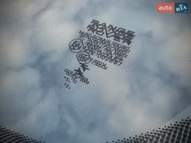 Білий Ленд Ровер Рендж Ровер Евок, об'ємом двигуна 2.2 л та пробігом 108 тис. км за 17800 $, фото 80 на Automoto.ua