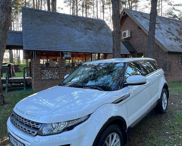 Ленд Ровер Рендж Ровер Эвок 2012 в Киеве на Automoto.ua Белый Ленд Ровер Рендж Ровер Эвок, объемом двигателя 2.18 л и пробегом 215 тыс. км за 19999 $, фото 10 на Automoto.ua