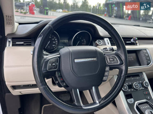 Белый Ленд Ровер Рендж Ровер Эвок, объемом двигателя 2 л и пробегом 233 тыс. км за 15650 $, фото 17 на Automoto.ua